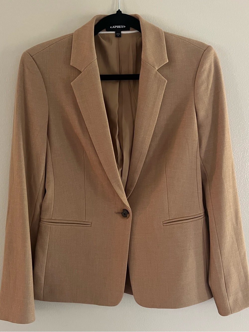 Express Women’s Camel Blazer Jacket Size Medium Tailored Chic